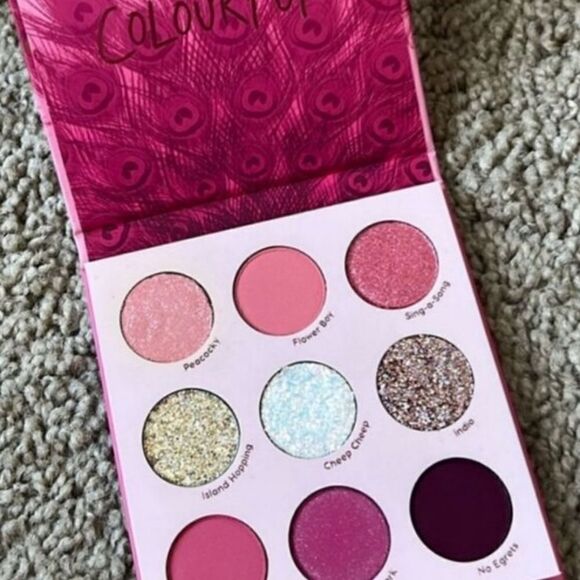 New! Love Bird Eyeshadow Palette. - Picture 1 of 12